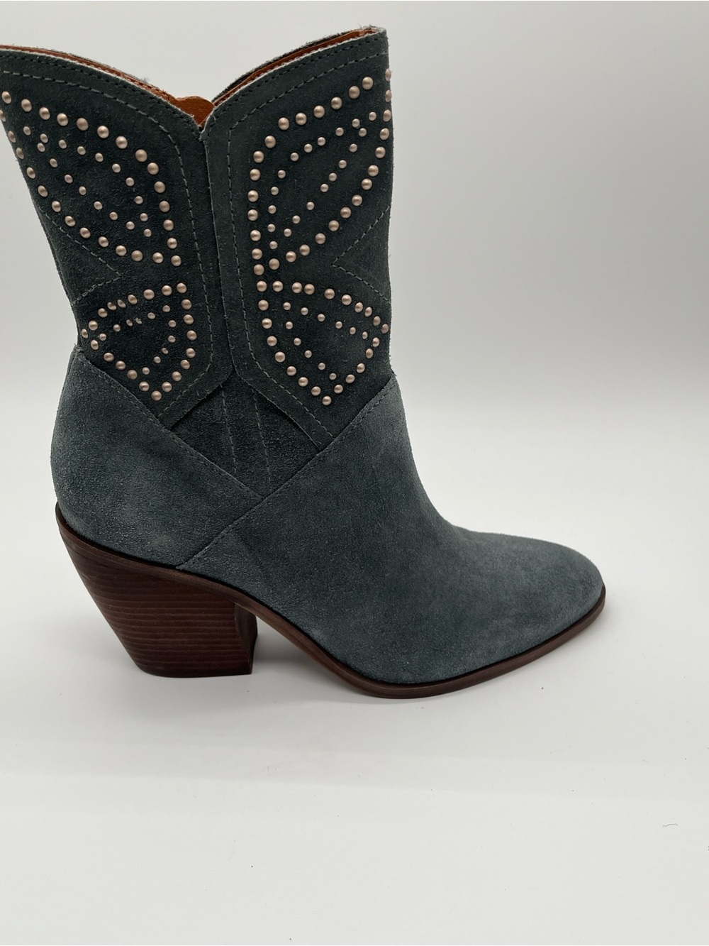 Lucky Brand Lakelon western booties size 8M. Blue grey suede with stud detailing - Picture 4 of 12